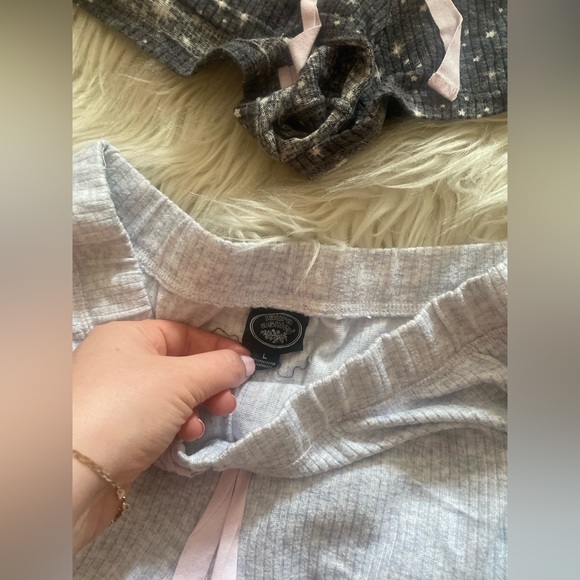 Like new set of 2 Laura Ashley lounge fleece pajama shorts - Picture 2 of 3